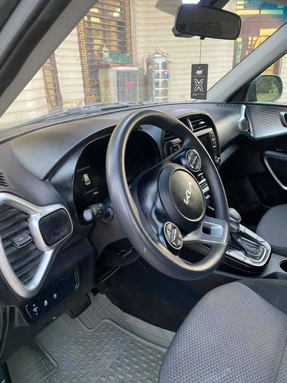 موديل ٢٤ بيهه قطع طبغ و قطعه وحده تبديل فقط مكفوله من الضرره داخلي بدون شواصي ولغود اي ضرره داخلي سعر ١٢٨ بيع مستعجل  بدون مراوس فقط بيع مكانهه حله جبله تحويل مباشر ***********
