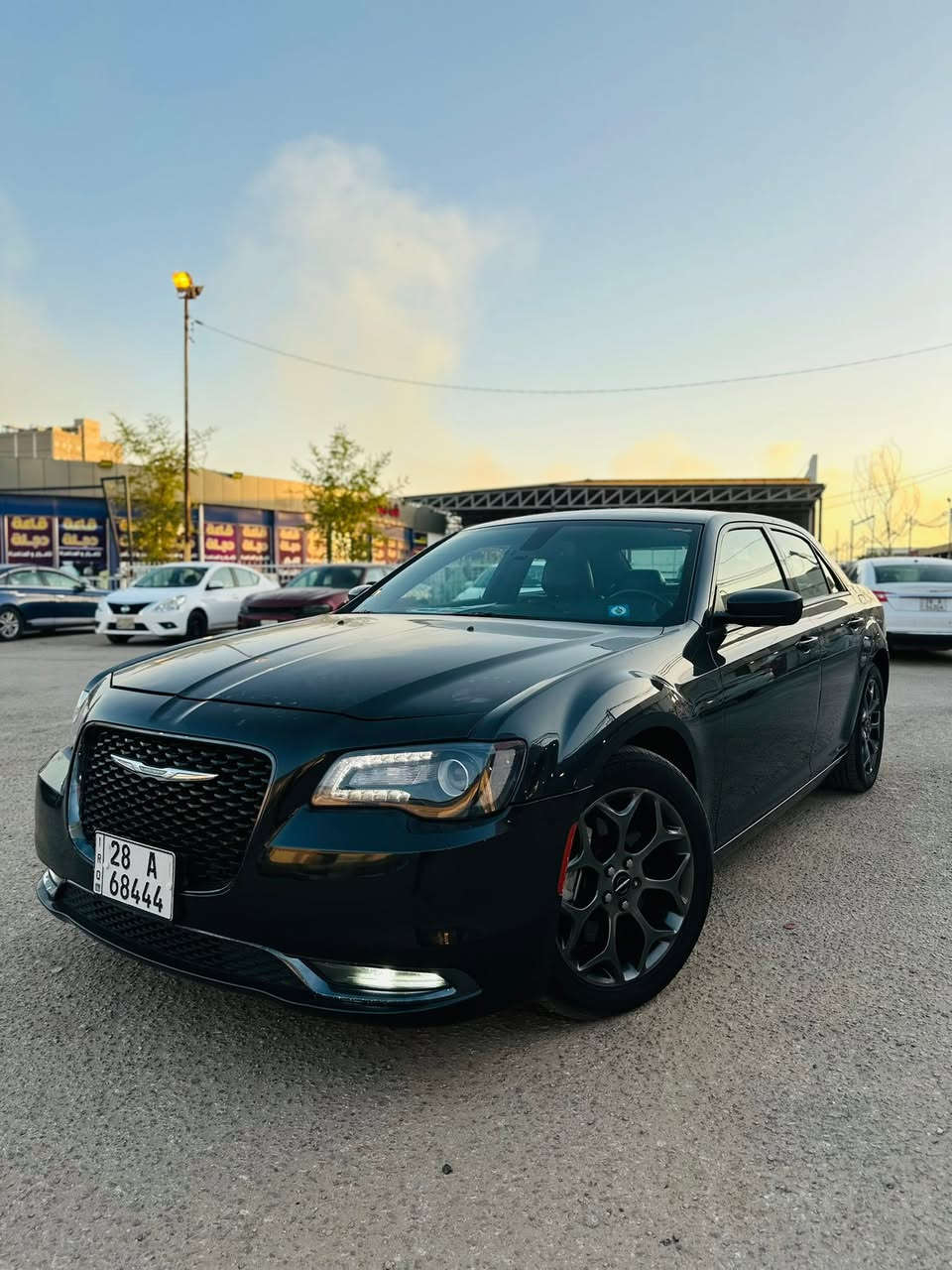 كرايسلر اوبما 300s 2018
سونار مرجود وسياره حلوه وجاهزه بدون نقص 

الحادث(جاملغ خلفي وقبغ جنطة بدون ضرر ايرباك) 

الموصفات(بصمة تشغيل عن بعد كراسي جلد وتدفئه تبريد قطعتين كراسي كهربائية وباقي الموصفات معروفه) 

رقم نجف اصولي مداور ثاني 

ماشيه 116 الف كيلو وشرط الفحص والسياره فور ويل

بيع فقط بدون مراوس والشراي يتصل اخوان 

السعر:168 ورقه سعرها مناسب 🔥

العنوان:النجف-المدينه المائية-معرض الحوت

*********** وتساب واتصال
— في ‏‏النجف‏‏.
