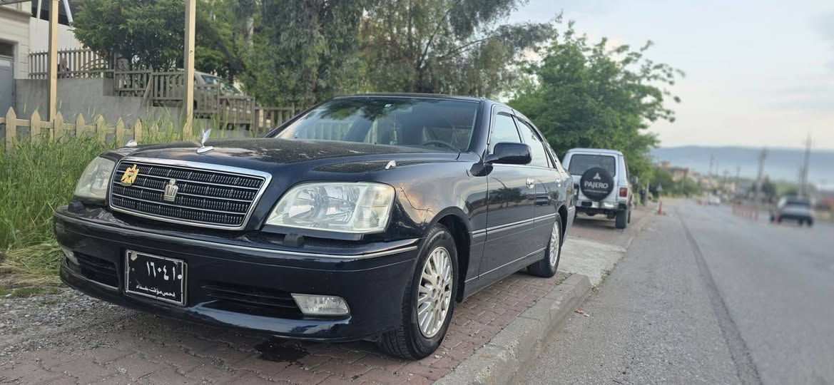 سەرەتا بەناوی خوای گەورە 
تۆیۆتا کراون مەلیکە ٢٠٠٢ مووس مووس
ڕەنگی نیلی، ٢دووگمە، ٤ کوشن کارەبا، پەردە، پێشوو دوای کریستاڵ، دیفۆڕی بچووک، بەشەرتی گێڕوو مەکینە ، قرچێکی بەسیتی پێشی هەیە شایەنی باس نیە ،سەیارەکە ماڵی دۆستە ،کۆدم بۆ کردوە بارکۆدیشم وەرگرتوە بە ناوی خۆمەوەیە گۆڕینەوەش ئەکەم لەسەر دڵگرتن
ئەگەر مووشتەریت ئەتخەمە سەرچاوم ڕەقەم تەلە فوون وەتس ئەپوو ڤایبەریشی لەسەرە *********** السليمانية, العراق
