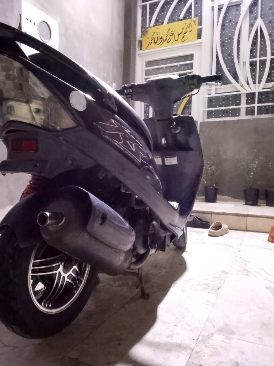 السلام عليكم
ماكس 49 بلاد ما مفتوحة (ناشفة ) كلهة ختم واحد مزود بيهة اشياء بسيطة ويل وشيال وعضمات بريك كفرات فول ملاح وفول نضافة لا ليط طاكة ولا كسر وضع بلاد نقصهة باتري شغالة لاخر حباية برغي ما ناقصهة وبيهة صالنصة صجمية بلاد السعر 750 وبيهة مجال حك جيتك مكاني كربلاء


**إذا كنت صاحب هذا الإعلان وتريد حذفه لأي سبب، رجاءا أرسل رسالة إلى الدعم الفني**