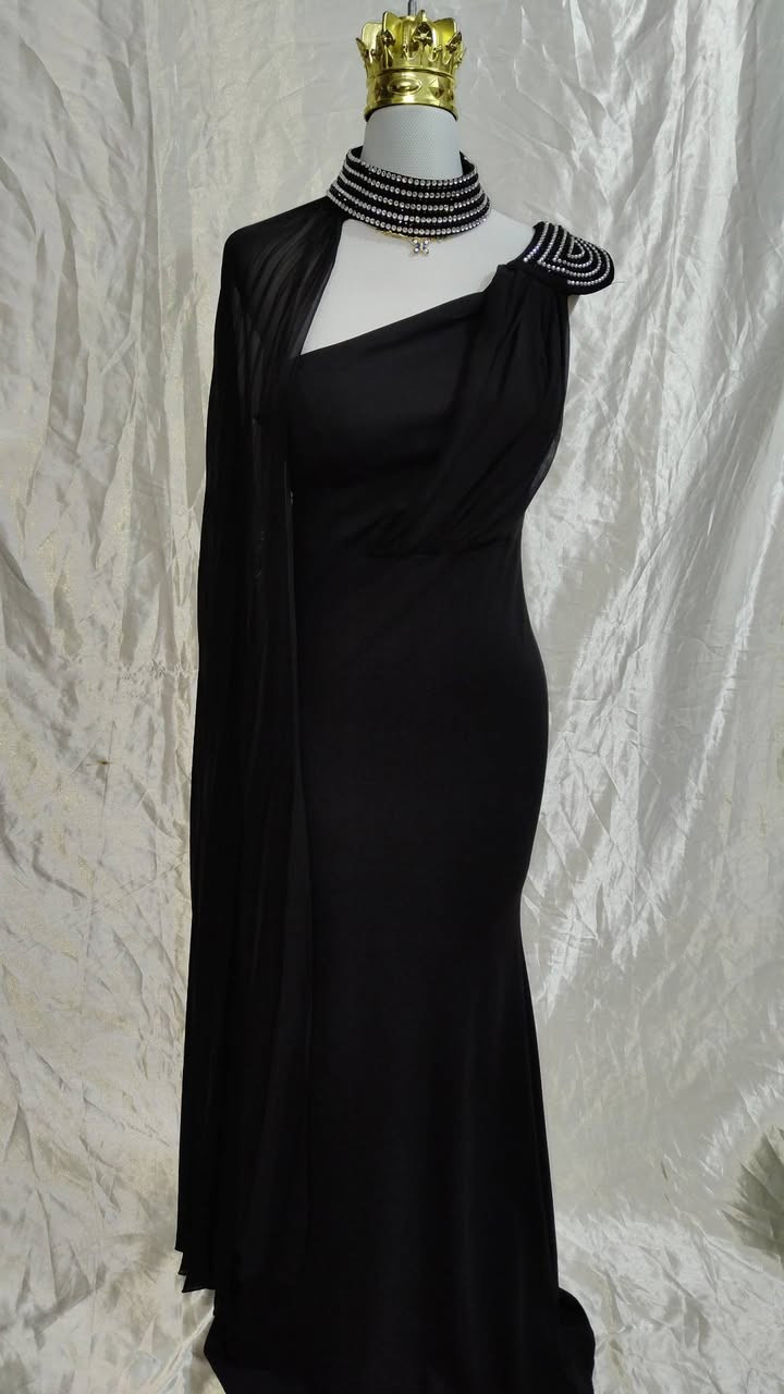 اناقه موديل وجماله قياس 40 إلى 42 يجنن بنات سعر 25 قفل اكو توصيل جميع محافضات 3


**إذا كنت صاحب هذا الإعلان وتريد حذفه لأي سبب، رجاءا أرسل رسالة إلى الدعم الفني**