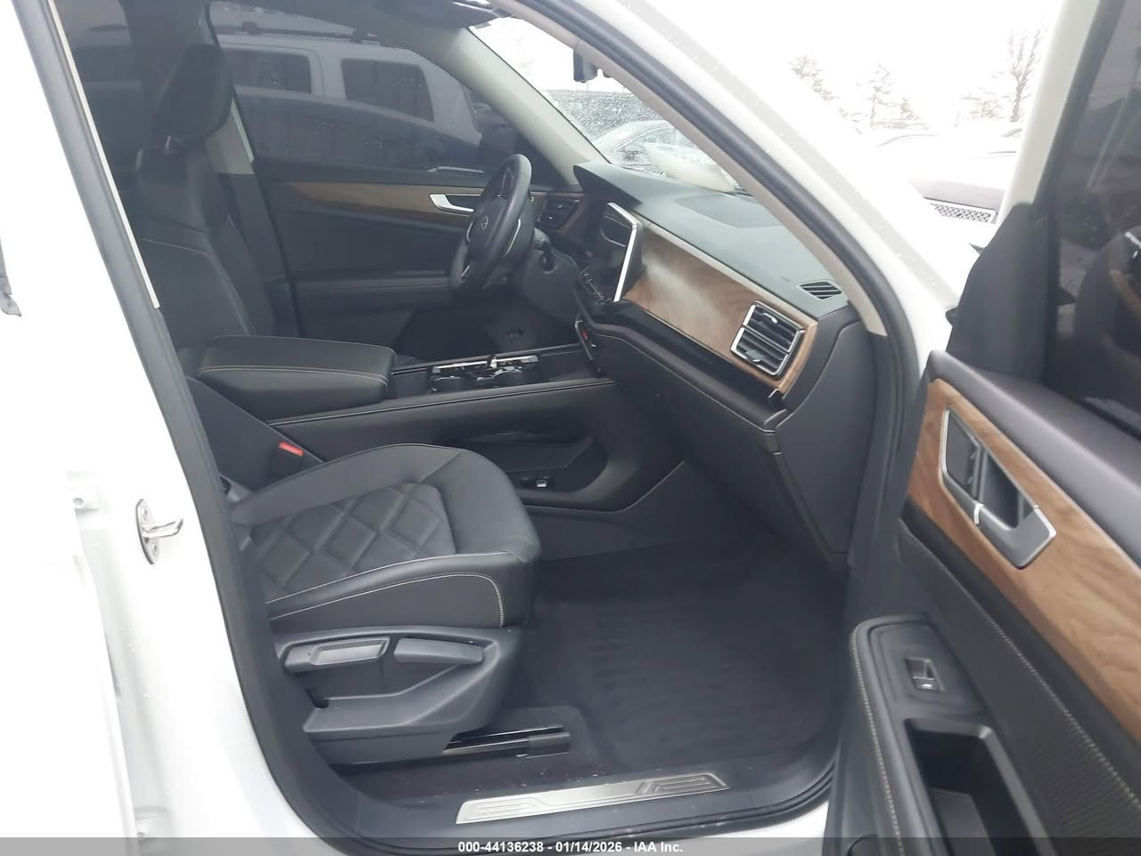 🚨 تنويه مهم
هذه السيارة معروضة في المزاد الأمريكي 🇺🇸
والمزايدة والشراء تتم عن طريق مكتب الباخرة للمزادات 🇮🇶
🔥 تدخل بكتاب الشهداء
───────────────

🚗 السيارة: 2025 Volkswagen Atlas
📅 تاريخ المزاد: 16/02/2026
⚠️ الضرر الرئيسي: أمامي
📏 المسافة: 19,018 ميل
🔧 المحرك: 2.0l i-4 di, dohc, vvt, turbo, 269hp
🔢 رقم الشاصي: 1V2KR2CA1SC508203

───────────────

🔥 مجاناً مجاناً مجاناً
📄 تقرير كارفاكس مجاني بدون أي مقابل
───────────────

🚗 سحب السيارة خلال 24 ساعة من وقت التسديد
💸 حسابات مخفّضة وعمولات أقل من السوق
───────────────

🚢 الشحن متوفر من:
🇺🇸 🇨🇦 جميع الولايات الأمريكية والكندية
➡️ شحن مباشر إلى العراق
➡️ العقبة – جبل علي – ميرسين
───────────────

🛃 تخليص كمركي كامل من ميناء أم قصر
🏔️ تخليص كمركي إلى إقليم كردستان
🇯🇴 شحن مباشر إلى عمّان (العقبة)
🇹🇷 شحن إلى ميناء ميرسين – تركيا
───────────────

🏢 فروع الشركة:
📍 الفرع الأول: بغداد – السيدية – الإعلام
📍 الفرع الثاني: الإمارات العربية المتحدة – الشارقة – الصناعية 4
───────────────

👥 مجموعة البيع والشراء:
https://www.facebook.com/share/g/17pXXBgeeU/?mibextid=wwXIfr

───────────────

🎵 TikTok:
https://www.tiktok.com/@al_bakhera?t=8qGOLioZlVE&_r=1

───────────────

📞 للاستفسار والتواصل     ***********
