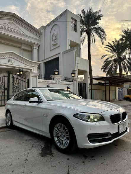 السلام عليكم 
بي ام 528 وكالة العروش 2014 جديده جداً لا حادث لا صبغ لا بارد لا طخه نهائي مكفوله ماشيه 90 الف كيلو حقيقي السياره رقم بغداد الماني تحويل ثاني يوم كير مكينه كله جديد مزوعه مواصفات حتى بيبان شفط وماكو مواصفه بالكم متلكوه بيه السعر225 ورقه وبيه مجال بسيط مكان السياره بغداد صليخ ال600 رجاءً لحد يقارنه بلمهجمات والبيهن حادث للاستفسار *********** الفارس
