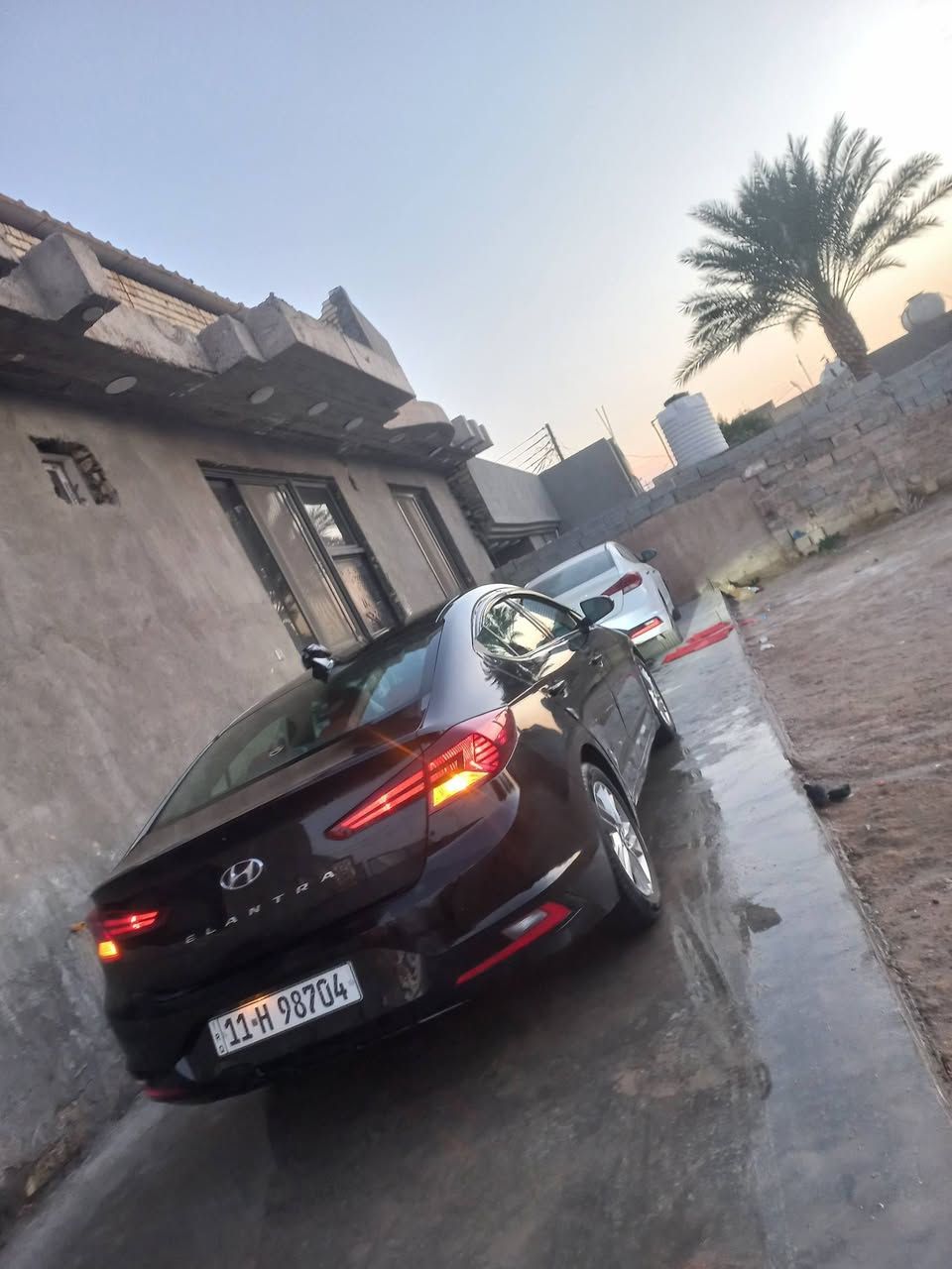 السلام عليكم الانتر البيع موديل 2019بيها البنيد مبدل ماشيه 75صدر كير محرك كلشي مامفتوح مبيها ترهم مراوس حسب القناعه السعر خاص مكان بغداد محرك 2000
***********
