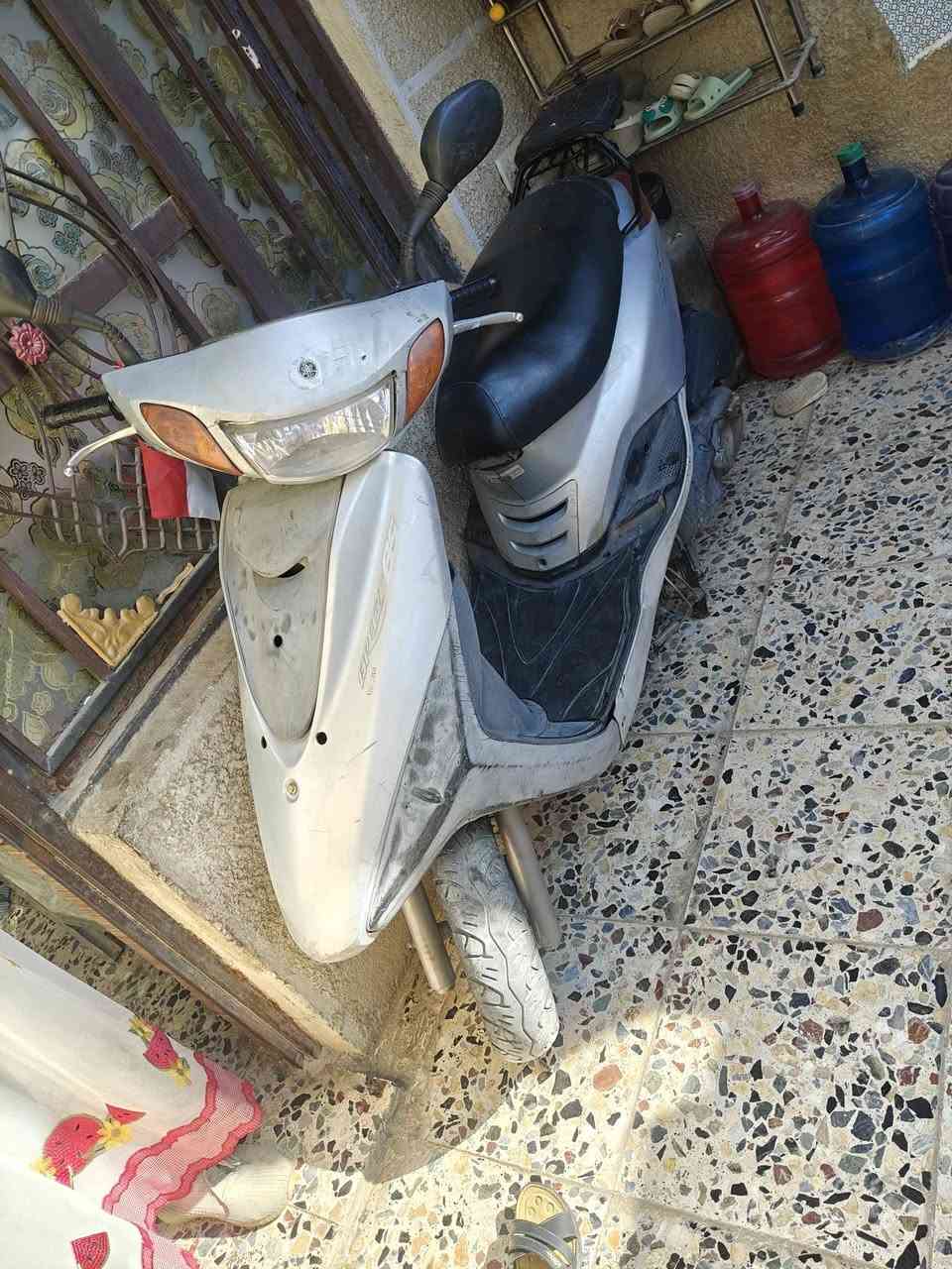 دراجه بريز مكفوله من كلشي مكينه بلاد كابريتر بلاد كلشي مامبدل بيهه برغي ما مفتوح جيب فيتر وياك  وشوف بعينك اي شي تلكه غير الحجيته لا تاخذ دراجه مال جناي ما متعوبه  بس شويه كفراتهه تعبانه بس مو كلش لين هنه بلاديات سعر 550 وبيهه مجال للطيبين  *********** مدينه الصدر الدسيم ثاني فرع
