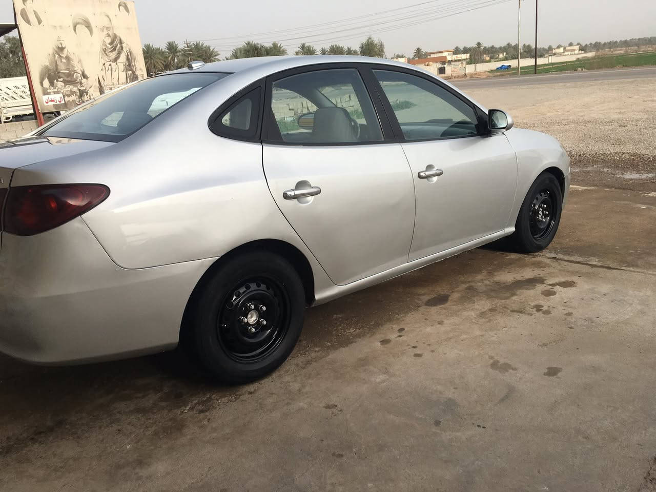 سلام عليكم النترة ٢٠٠٨ وارد امريكي السيارة مصبوغة عام بيهة اثر جراد مكفولة من الضربة الرقم ديالى و السعر ٨٥ رقم الهاتف***********
