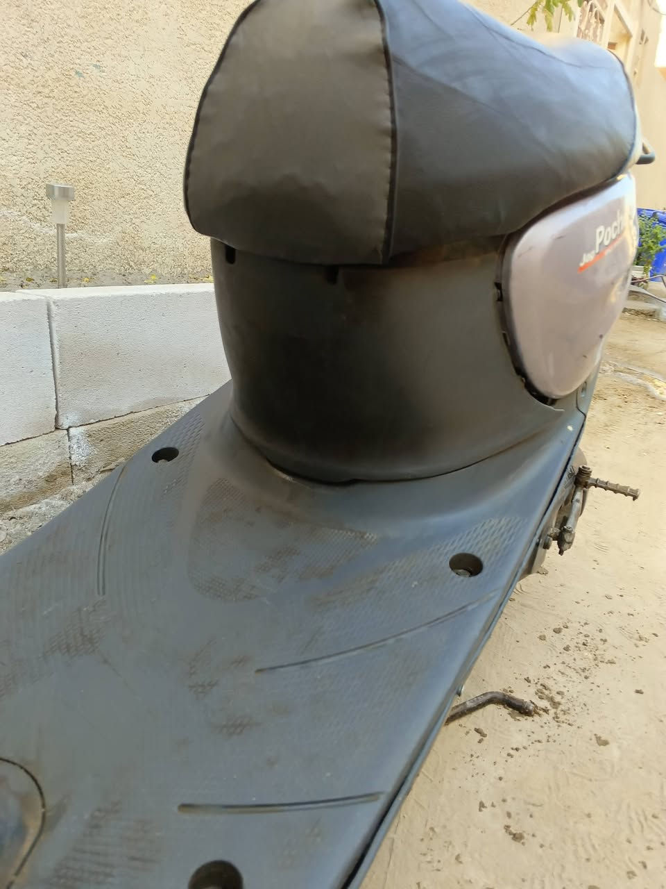 سلام عليكم
دراجه منغولي للبيع 
دراجه مجفته مرة وحدة 
محرك حلو وشلعه قوية نكرة سلف هندر شغال دراجه حلوة شوفت عينك بس بيها العداد مال سرعه ميشتغل باقي الكهربائية شغاله بيها كاسحه خلفية ولايت زنون بومه و أشير 7 الوان يعني الدراجه ايدي بيها سعر الف300 وبيها مجال 
مكاني كربلاء المعملجي حي الزيتون قرب مدينه العاب نوارس كربلاء هذا رقمي*********** وخاص هم اهلا وسهلا بيكم
