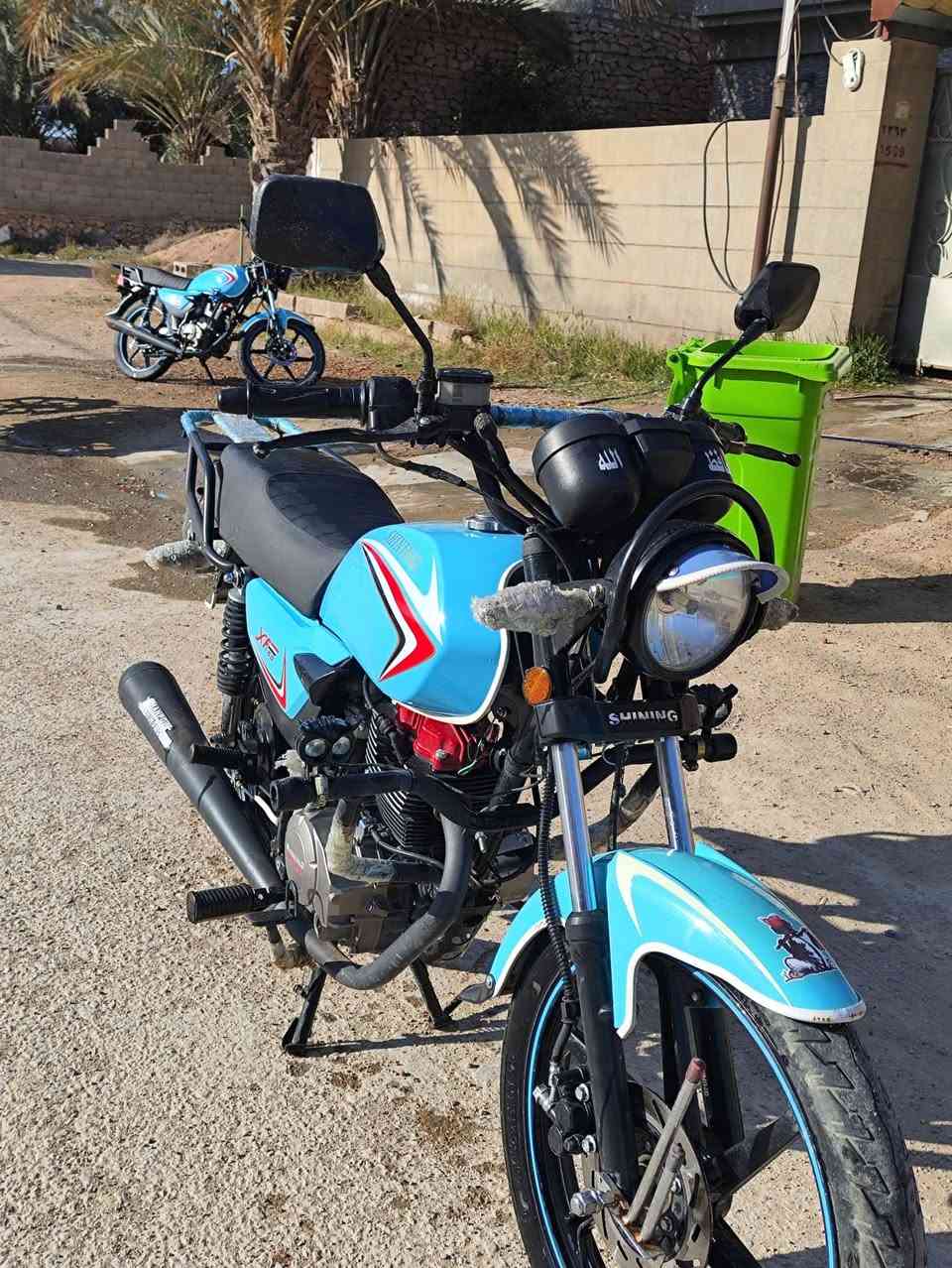 سلام عليكم 
 
     شينك للبيع باب اول قلاب بعده جديد ع وضع شركه 

           موديل 23مكمرك كامل اوراق بس تروح تسجل برمادي

               نضافه فول بعده جديد 

                 محرك نشاط ونعومه فول 

                      السعر 1200
  
العنوان.            رأوه        الاستفسار ***********
