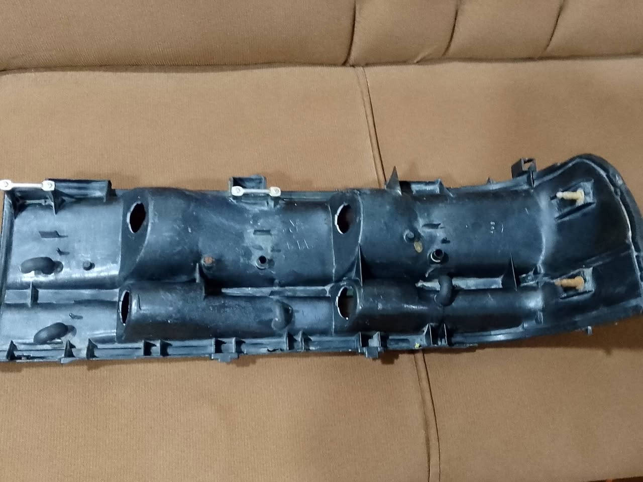 السلام عليكم من رخصت لادمن المحترم بك لايت هارتوب طويلة جية الايمن سعره 100 وبيه مجال وسكنات مارك كصيف سعرهن 50 وسكن كرسته شطح عنواني الناصريه قلعه سكر الاستفسار أتصل على الرقم *********** واني بخدمدكم ملاحظة اني مكلف ب النشر
