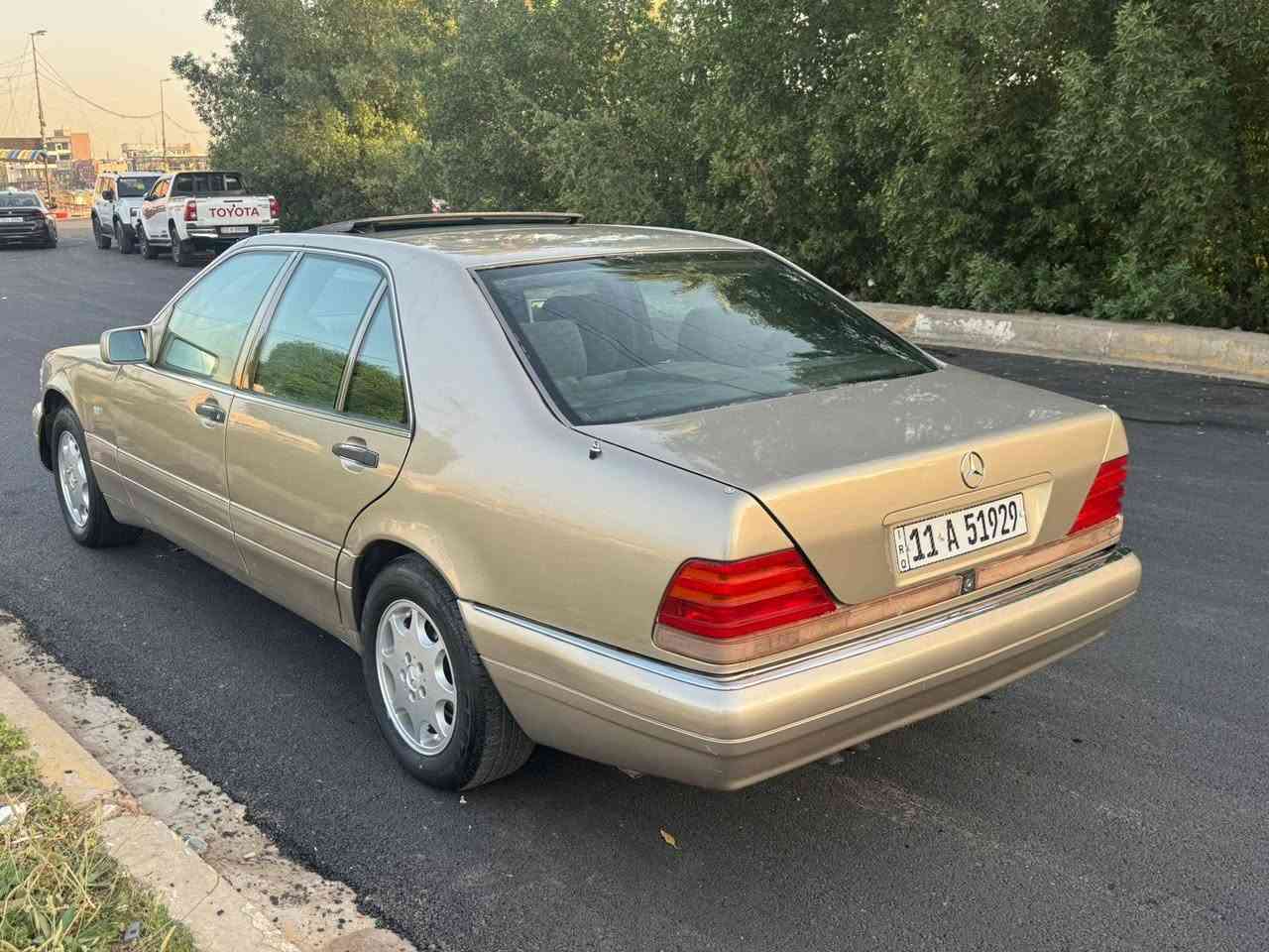 السلام عليكم للبيع مارسيدس شبح s320 رقم بغداد هزه وسنويه ورقم جديد كير ومكينه مكفولات ***********
