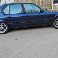 للبيع ويل كب البينا حجم ١٧ تو سايزز اصلي BMWلافطر ولاعواج وتاير جديد ي...