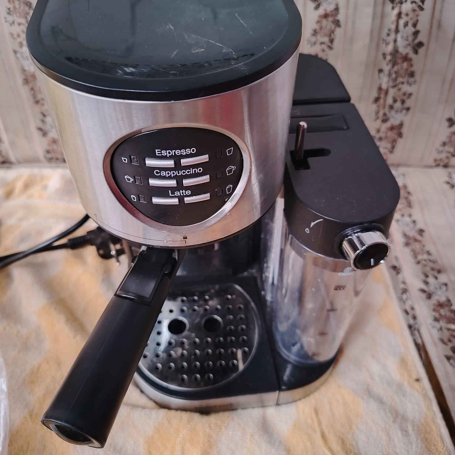 اجهزه كهربائيه باله الاسعار مذكوره بلصور


**إذا كنت صاحب هذا الإعلان وتريد حذفه لأي سبب، رجاءا أرسل رسالة إلى الدعم الفني**