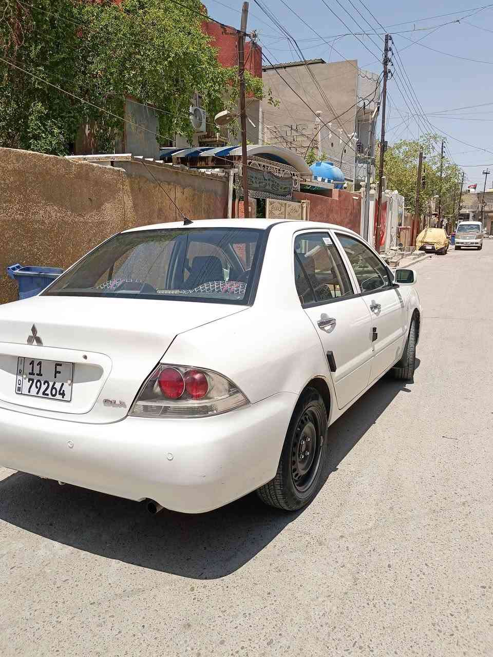 للبيع سيارة ميسيوبيشي لانسر بومه موديل 2010 مكانها بغداد الشعب السعر83// ***********
لانسر 2010 للبيع 
سيارة نظيفه استعمال شخصي وشرط تراي كبل للشارع ممحتاجه برغي 
مكاني الشعب السعر 82 وبيها  مجال 
بيها قطع تعديل مثل ممبين بالسونار
***********
مكان بغداد الشعب حي البساتين
