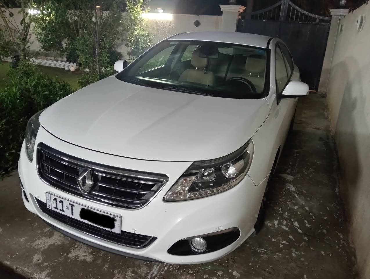 اخوان رينو سافران 2016 رقم بغداد بأسمي
منظومة غاز 
تدفئة تبريد مواصفاته معروفه داخل بيجي  السيارة جاهزه 
السعر 98  وبيه مجال بسيط 
مكان السيارة بغداد 
للاتصال فقط  ⬅️  ***********
للاتصال واتساب ⬅️  ***********
