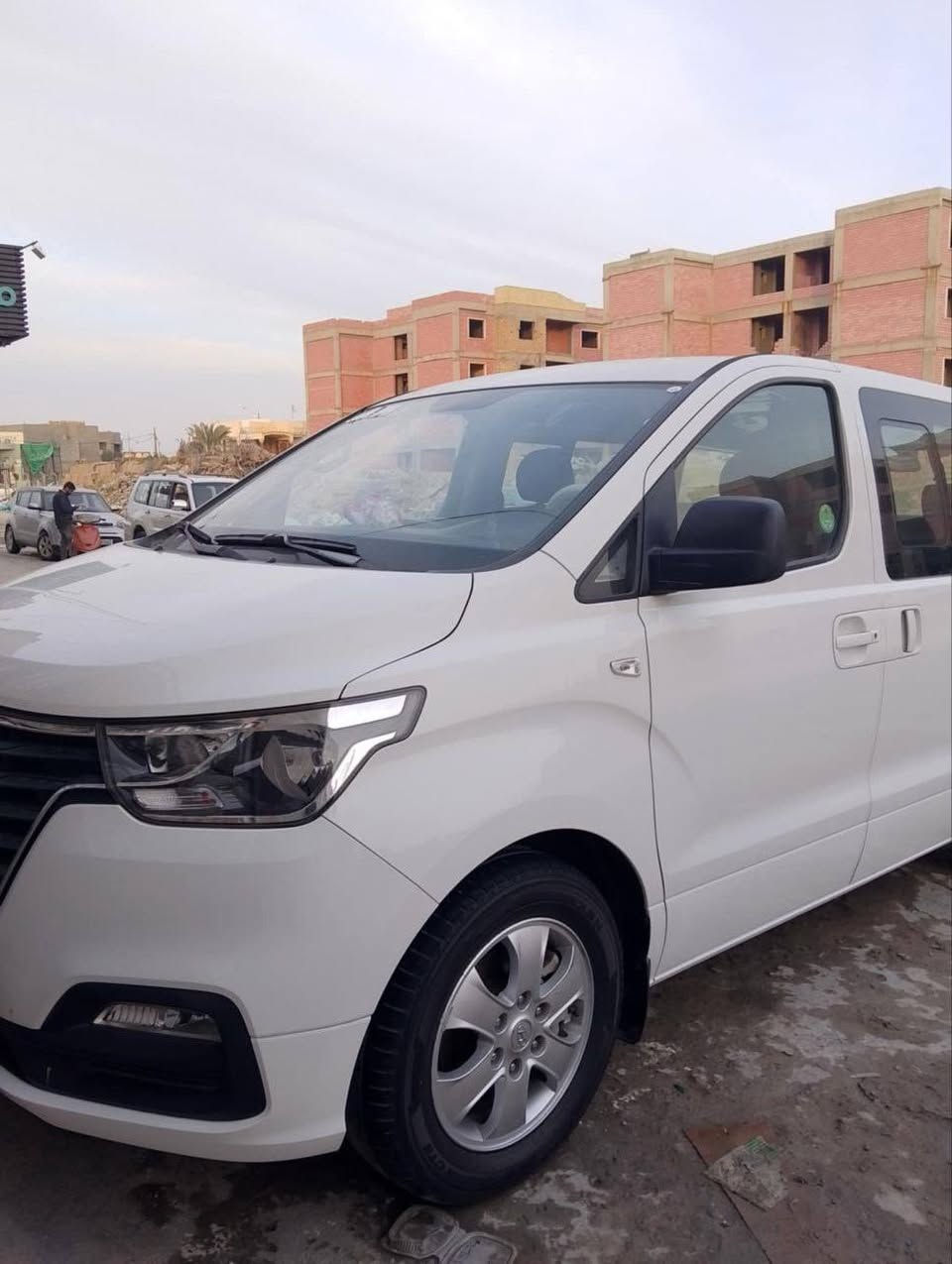 سلام عليكم ستاركس موديل 2020 مرمز 23 سياره جاهزه من كلشي كفاله عامه  من كير مكينه حداديه سبير منازل قطره صبغ مابيه مداور وكاله أو سنويه راعيه بلشوملي سيد ياسر سعر350$
وبيها مجال للشراي للشراي اللاستفسار اكثر : 

***********
مكان السياره الديوانيه 
***********
