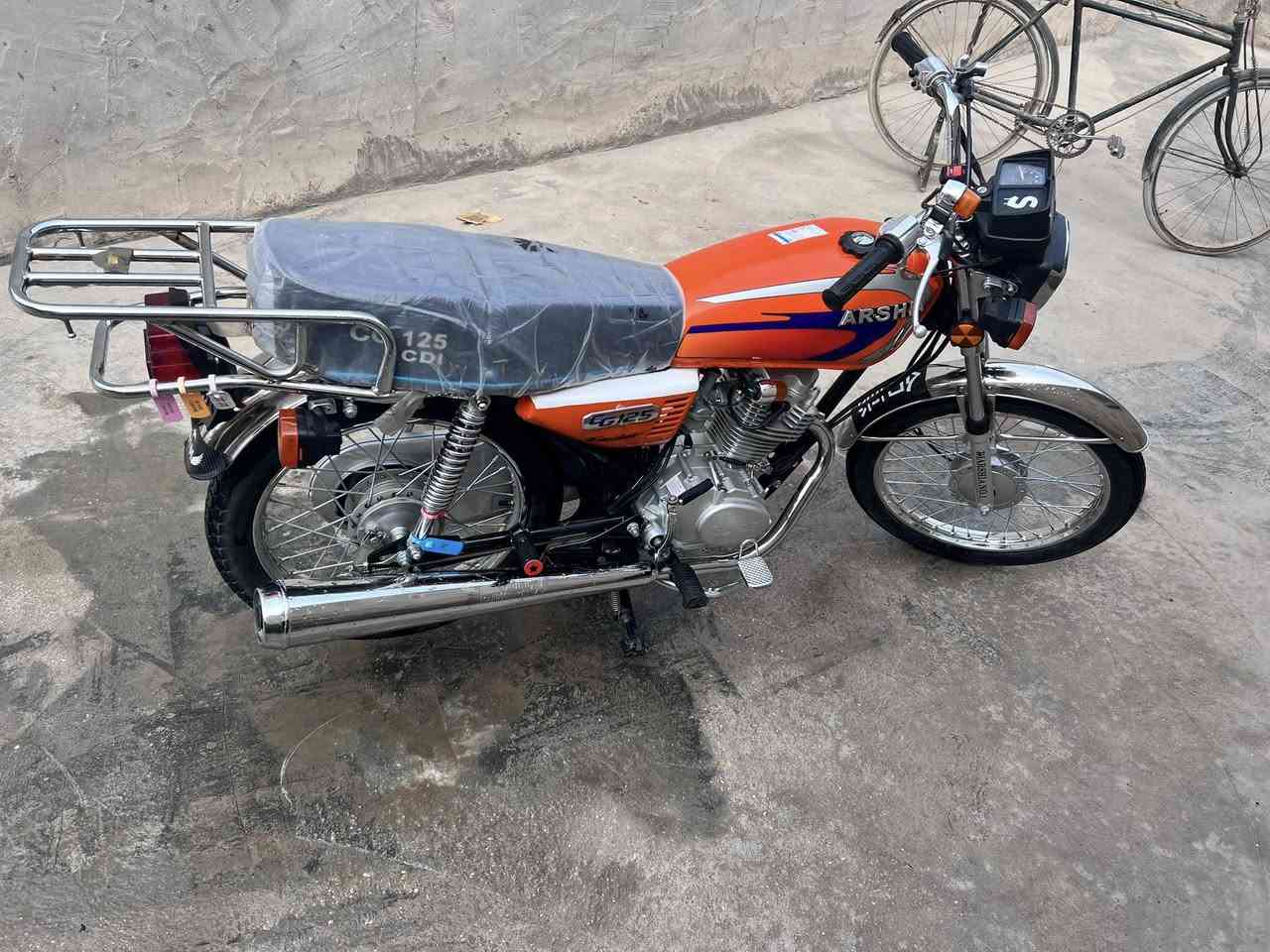 دراجه امتياز ربعه كير موديل 2026وراق سكنر دراجه صرله شهرين طالعه شوفت عينك النضافه السعر 700وبيه مجال حك الجيه كربلاء حي العسكري الرقم ***********
