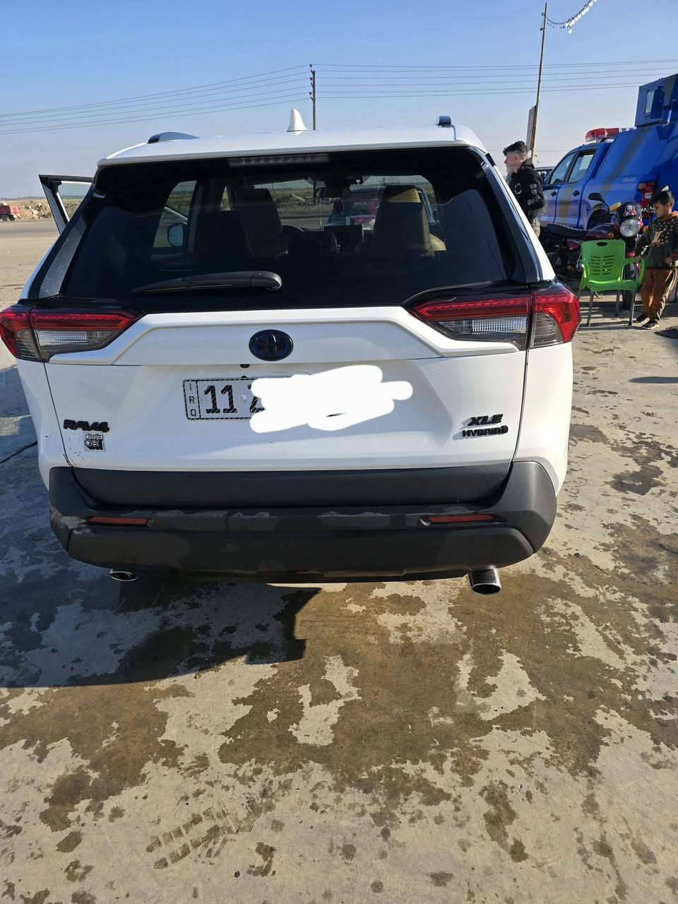 السلام عليكم 
راف فور هايبرد موديل ٢٠٢٤
XLi
اخت الزيرو
لون ابيض رقم بغداد دولي 
وارد امريكي 
ماشية ٢٣ الف مايل 
فتحة سقف 
بصمة تشغيل 
بصمة ابواب 
كشنات جلد 
٣ انظمة قيادة 
رادار امامي 
رادار جانبي 
صندوق كهربائي 
شاشة كبيرة
اوتو بارك
مثبت سرعة 
تحديد مسار 
مكينة ٢٥٠٠
بيها بنيد مصبوغ فقط السونار نرفق مع الصور 
 السعر ٢٣٠ وبيها مجال 
مكان السيارة ديالى
***********
***********
