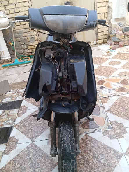 السلام عليكم 
دراجه للبيع فراشه نثيه مفتوحه عوزها بس كفرات السعر 250 قضاء الشاميه ***********9
