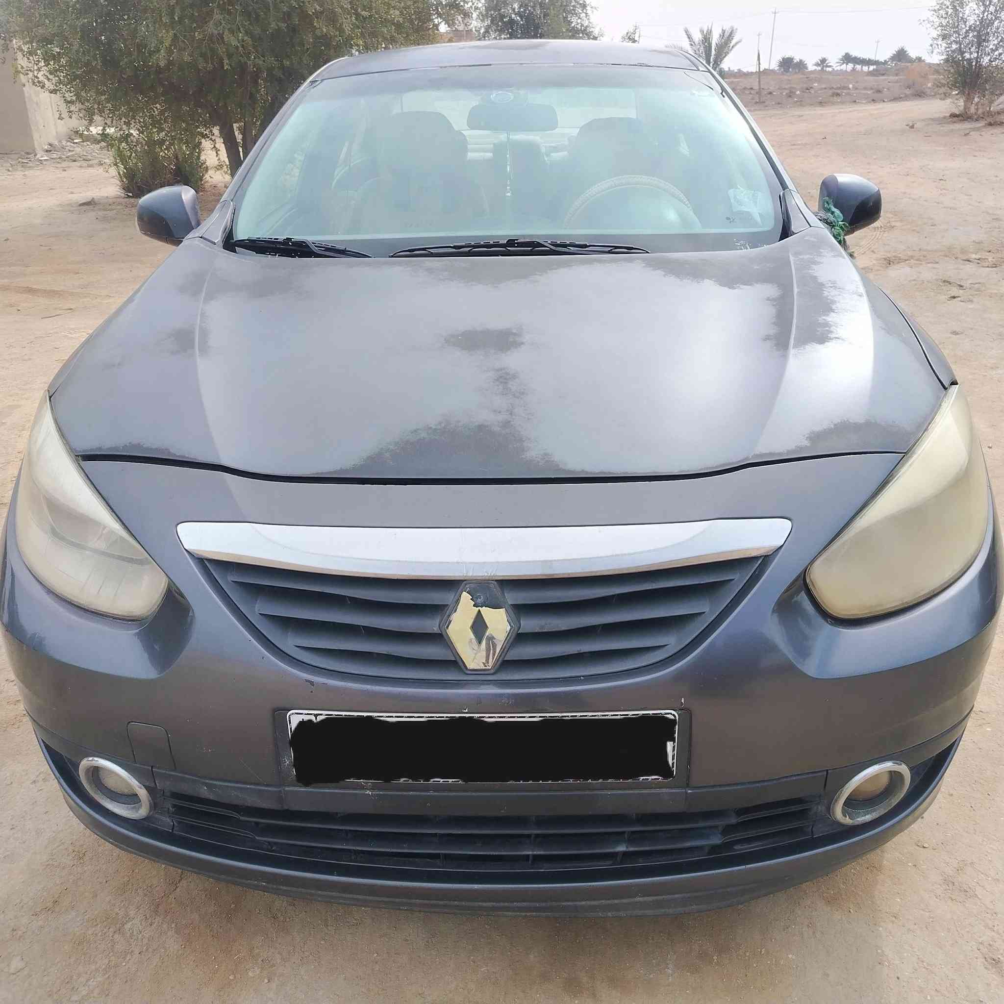 للبيع رينو فلوانس 2012
محرك 2000
رقم قادسية
السعر 55 
للتواصل /***********
