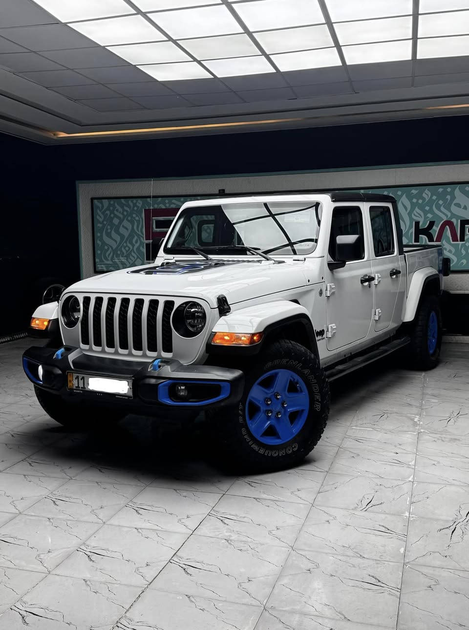 السلام عليكم 

للبيع فقط بدون مراوس 

جيب كلاديتور 2021 

رقم بغداد بإسمي تحويل مباشر

محرك 3.6 بانزين كير ومكينه كفاله 

السياره مكفوله من الصبغ والتبديل والايرباك 

بارد بسيط بقبق البدي شبر 

المواصفات 

شاشه 
كامره خلفيه 
تحكمات ستيرن
مثبت شرعه 
تبريد قطعتين 
جام كهرباء 
فور ويل لوو كير
اوتوماتيك
سقف فايبر كلاس قابل للازاله
بصمة تشغيل 
تشغيل عن بعد 

عليها اضافات حلوه 
وادامه كامله 
جاهزه على اخر حبه نقص مبيها ترايها وين يعجبك

السعر 275 ورقه 

مكاني كربلاء  

***********

واذا متعجبك السياره نشالله تحصل اغاتها
