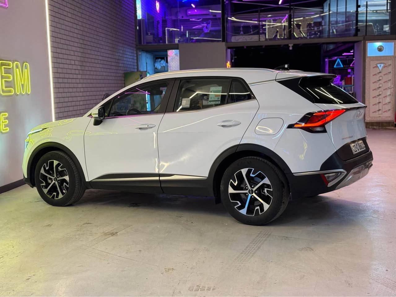 السعر213$
***********
مكاني في بغداد 

كيا سبورتج  2023 خليجيه جديده جدآ بفابلون الزيرو لحد الان كفاله حتى من الزلغ والشخط
ماشيه 19كم حقيقي شرط الفحص
كفاله عامه من الضربة والصبغ
رقم اربيل الجديد بأسمي تريد تحويل او وكاله تدلل

✅بصمة تشغيل و ابواب
✅شاشه و كيجات دجتال الكتروني 
✅شاشة نفكيشن كار بلي بلادي
✅محرك 2000 دوش
✅ شفتات كير بالستيرن
✅ماوس مود درايف
✅رادارات جانبيه
✅أشاير بالمري
 ✅ليد حاجب 
✅ 4عدسات زنون بلادي
✅ماوس بلادي
✅شاشة كبيره اندرويد بلادي
✅سستم نيكل بلادي
✅كاميره دواره بلادي
✅يدات نيكل بلادي 
✅حساسات امامي بلادي 
✅حساسات خلفي بلادي 
✅المري كهربائيه شفط
✅لد خلفي لكزز مشفر
✅شاشة كبيره نفكيشن كار بلي 
✅ويل كب كروم مشفر
✅كشن  مضلع
✅لد ليزري بالابواب
✅ لدات ترحيب 
✅موسيقى ابواب وتشغيل
✅كشن مضلع
✅كشن خياط
✅مانع انزلاق
✅شاشة اعطال
✅تحكمات ستيرن جهتين 
✅كروزات سرعه
✅مود درايف 4 انطمة قياده 
✅لدات خلفيه و اماميه 
✅لايت زنون ثلاث عدسات بغداد, العراق
