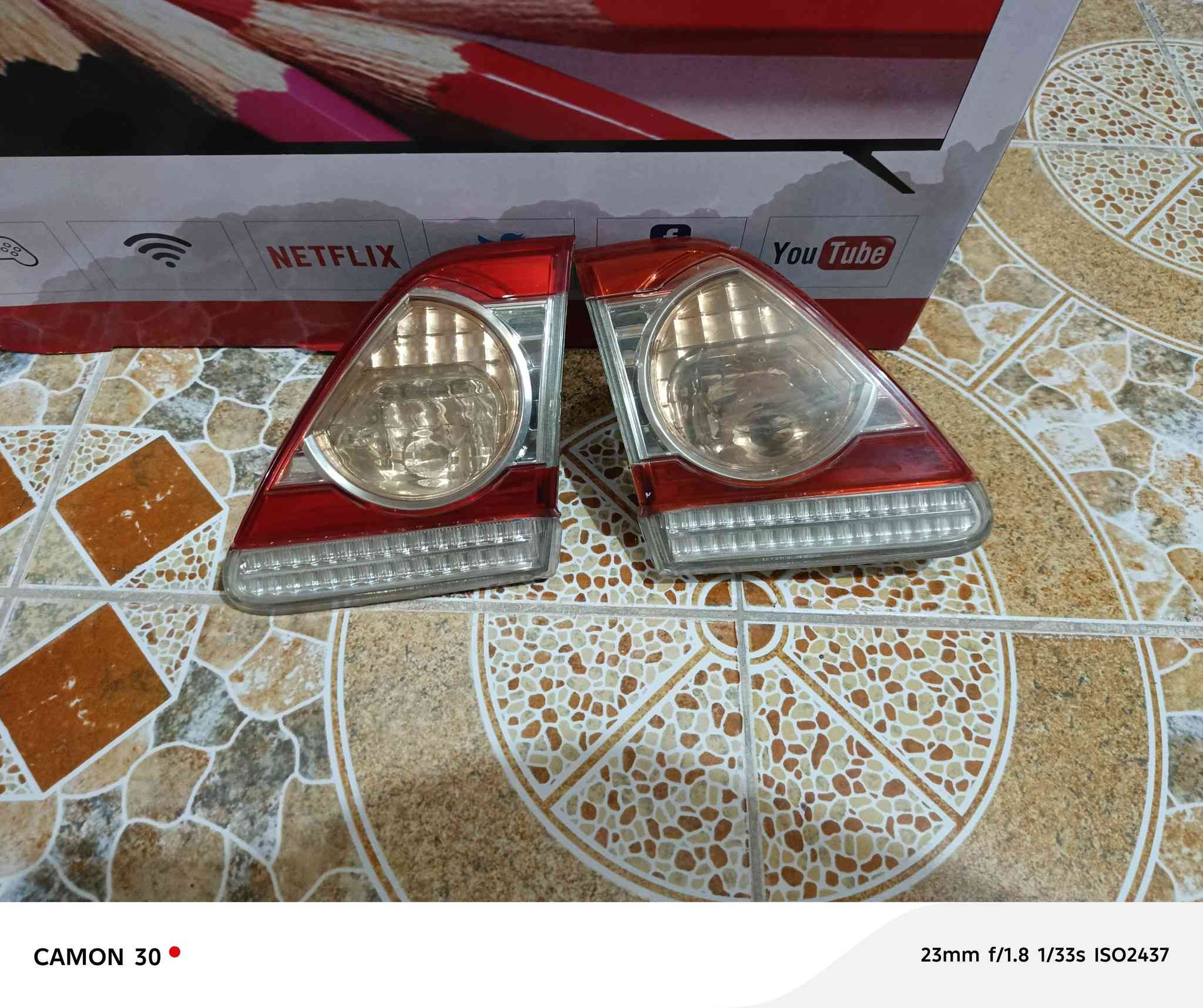 سلاوى خواى گةورة لة برايانى موسلمان
ئةم ئةشيايانة هةموى هى بيكاشؤية 
هةركاميكتان ويست لةخزمةتم هةمو ئةشياكان بةشةرتى بئ عةيبين تةنيا شاشةكان نةبي نازانم ايش دةكة يان نا
بؤ سعريش نرخيك بلين بةدلم بوو پيرؤزت بيت 
لة هةوليرم ***********
