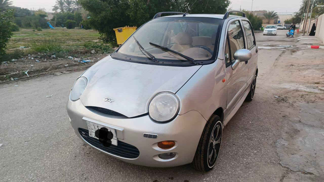 السلام عليكم
كيو كيو رقم بابل كير اوتو موديل ٢٠١٢ 
سياره مكينه وكير وتبريد خير من الله 
تايرات جدد ويل كب لسياره مابيه نقص
 ترايها وين ماتريد 
السعر ٣٠ وبيه مجال قليل
 مكان السياره بابل 
الهاتف ***********
