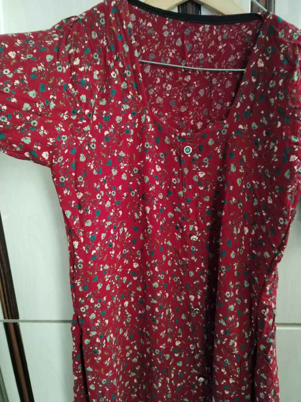 قەمیس ومەکسیەکان دانەی ۳ دوانی ٥ عەزیەکانیش دانەی ٥ شوێن سلێمانی


**إذا كنت صاحب هذا الإعلان وتريد حذفه لأي سبب، رجاءا أرسل رسالة إلى الدعم الفني**