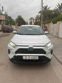 الرقم ٠٧٩٠١٨٣٢٣٧٦ راف فور 2023 خليجيه سياره مابيه لا ضربه ولا صبغ بعده...