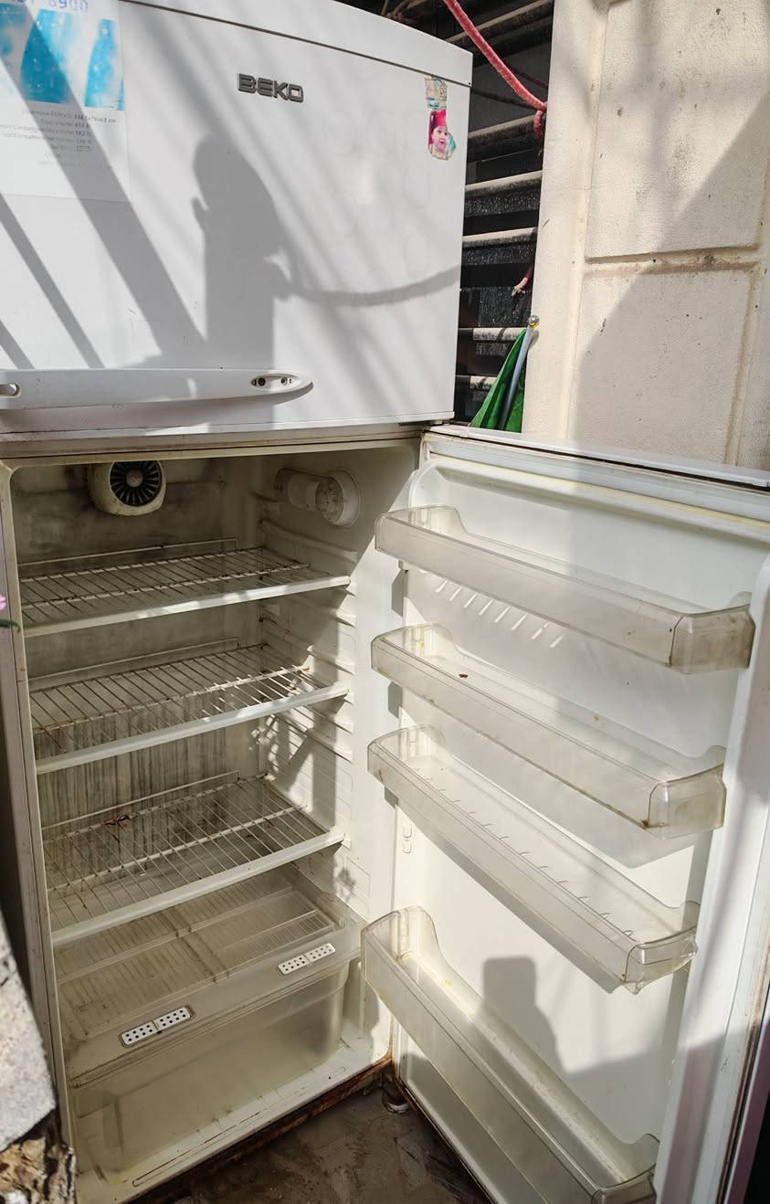 ثلاجة للبيع
العنوان بغداد حي الجامعة
المرسلات


**إذا كنت صاحب هذا الإعلان وتريد حذفه لأي سبب، رجاءا أرسل رسالة إلى الدعم الفني**