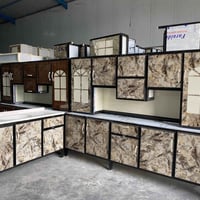 كاونتر ٢٫٥م • سنك مرمر ١٫٥م • ألمنيوم صيني