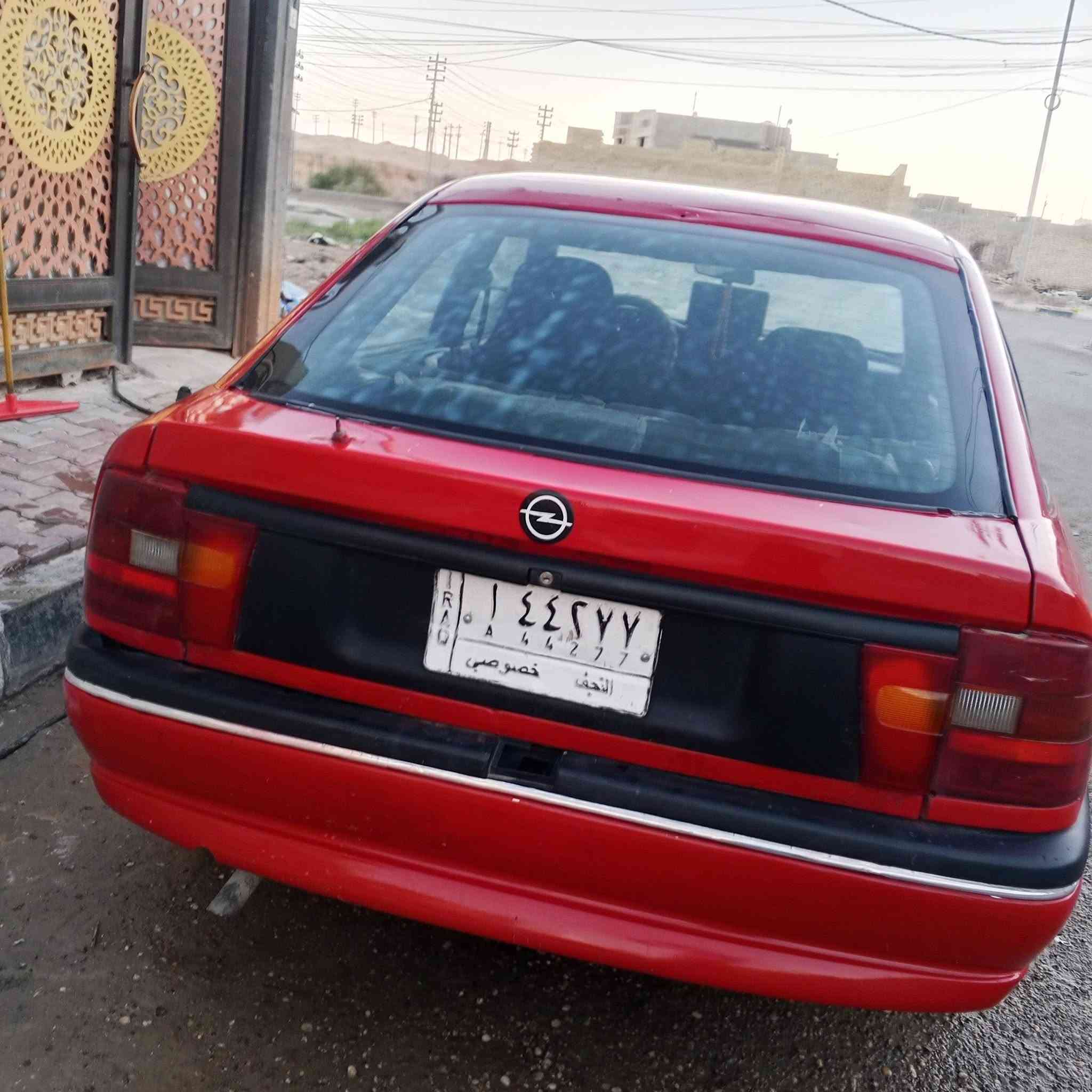 السلام عليكم من رخصت الادمن للبيع فكتره 92مكينه جديده كير جديد وانقصهه شي مكاني الانبار ***********السعر 22وبيهه مجال السياره مصبوغه عام
