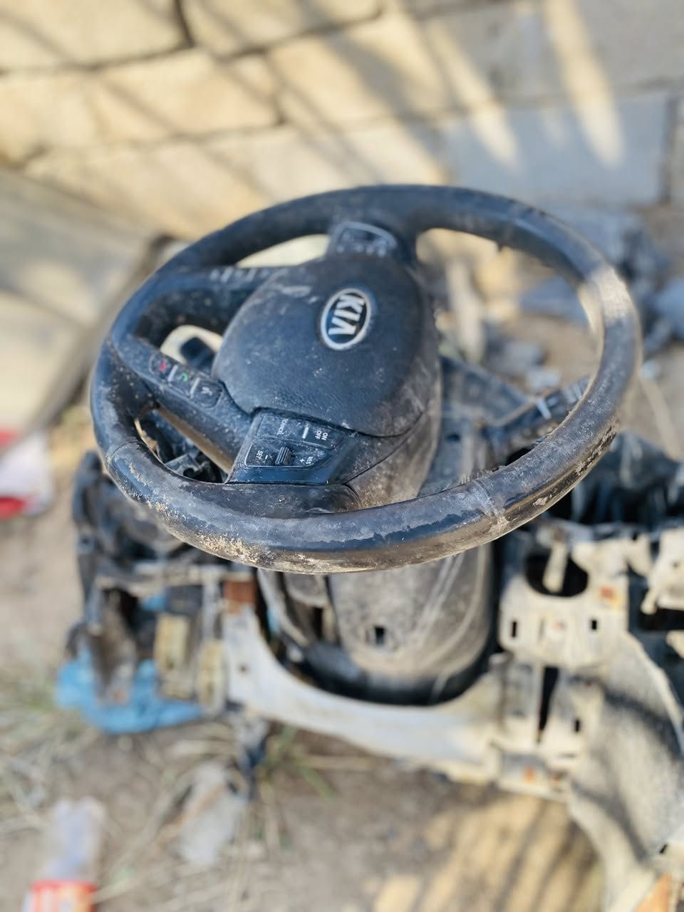 السلام عليكم للبيع ستيرن اوبتما  كامل اتصل *********** السعر 100 بي مجال
