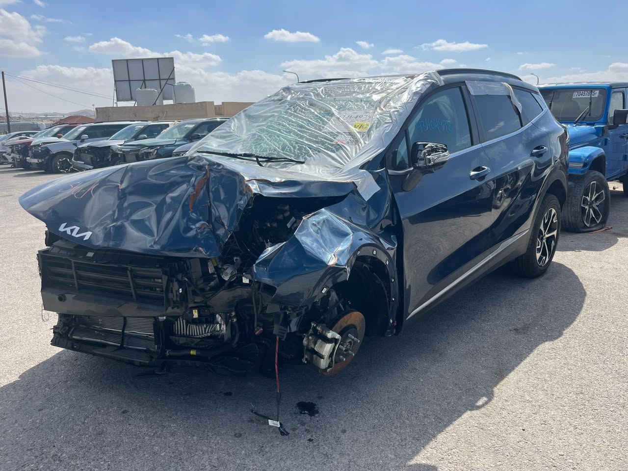 كيا سبورتج 2024 EX هايبرد #بانوراما
موجودة بعمان بالأمكان ادخالها بكتاب الشهداء 

ابيع بعمان خارج الحاوية 

السعر 118 

***********
