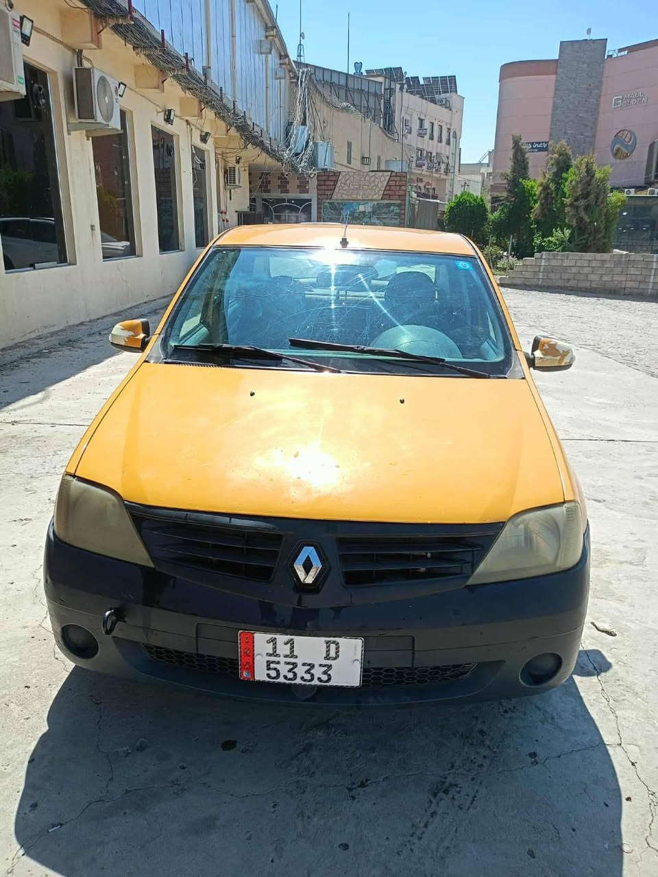 سياره لوكان رقم اجنبي كابون بانزين بسمي اني الشرعي هيئه وغرامات صفر سياره جاهزه نضيفه مالت شغل الشراي ***********
