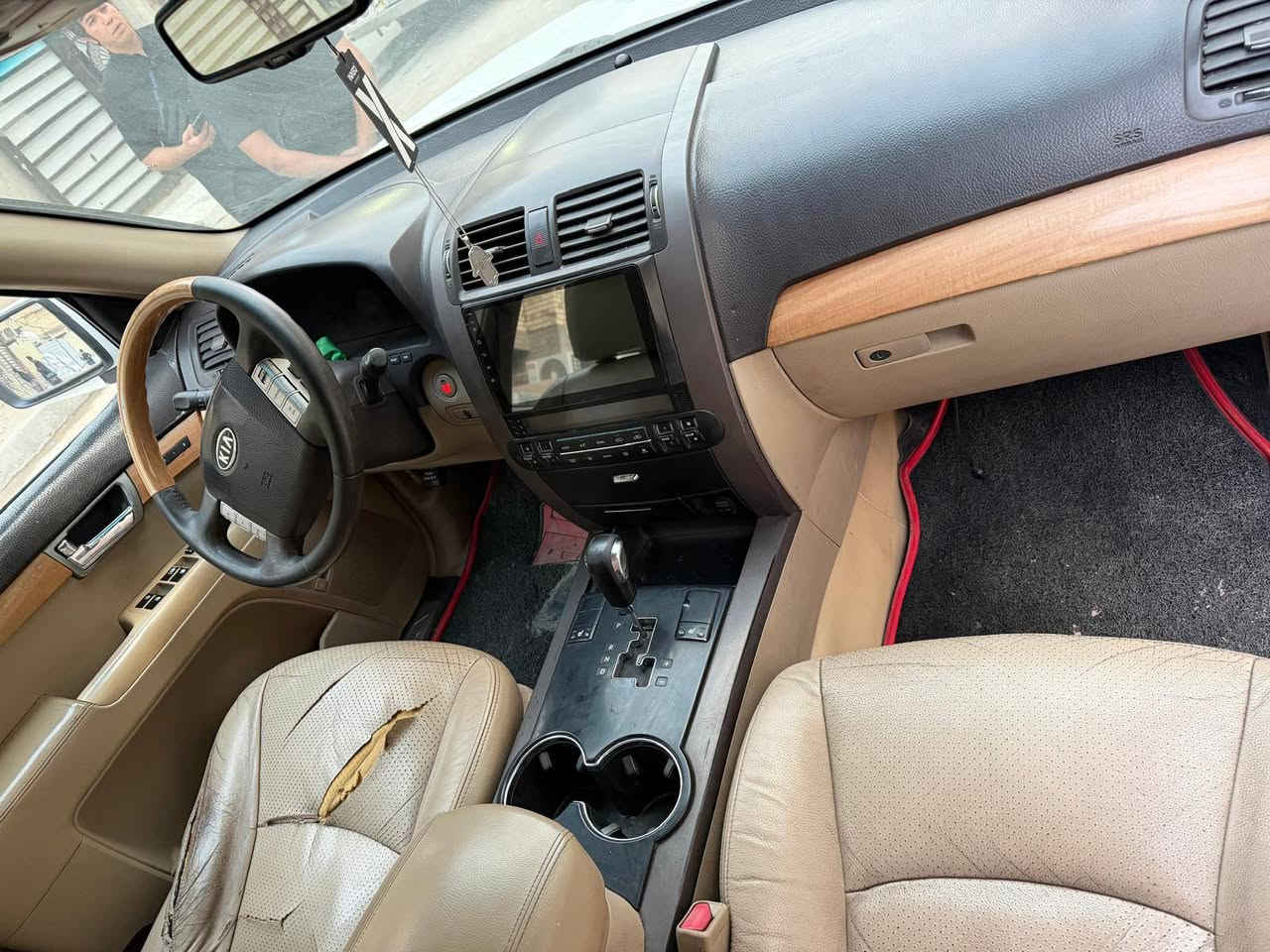 اللهم صلي على محمد وال محمد
كيا موهافي 

موديل 2013خليجي... فول 1/1 Vib

رقم بغداد  باسمي تحويل مباشر 

بصمه تشغيل..... بصمه ابواب 

فور ويل 4/4

كشنات جلد كهربائيه 

اناره ذاتيه 4 ابواب 

تدفئه تبريد بلكشنات

ارضيه جلد 

7 راكب 

3 قطع تبريد ثلج + تدفئه 

جنطه شفط 

مري شفط..قلاب 

ثلاجه 

كامرا 

حساس  امامي ..خلفي 

تخم تاير جديد 

حداديه جديده  

مكينه وگير مكفولات 

فتحه سقف كهربائيه 

شاشه كبيره 

مانع انزلاق

مثبت سرعه 

السعر  165 وبيها مجال 

او امراوس حسب القناعه
العنوان///  بغداد 

للاستفسار  ***********
