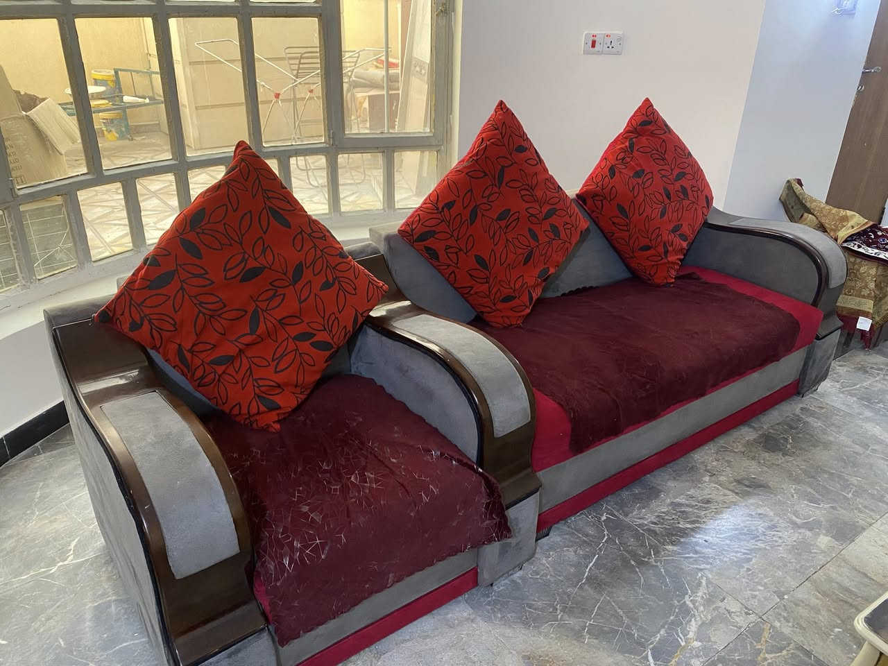 تخم ديوان للبيع  الطول ٩ متر المكان بغداد السعر 800


**إذا كنت صاحب هذا الإعلان وتريد حذفه لأي سبب، رجاءا أرسل رسالة إلى الدعم الفني**