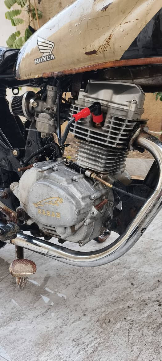 دراجه كلك للبيع
المكان ناصرية خلف السجن الإصلاحي. حي الصحفيين
السعر 200 وبيه مجال 
***********
