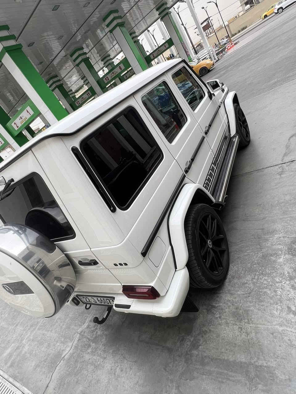 السلام عليكم للبيع 2016 او مراوس حسب القناعه
مكفول عام 
ماشيه 85
مكينه 63 AmG
مغلفة ppf
  العنوان الكراده غير متواجد عل فيس 
***********
