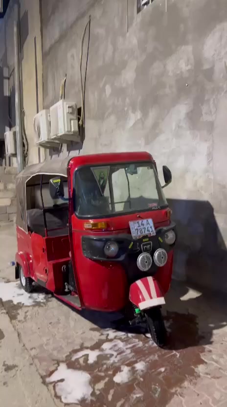 سلام عليكم شباب تكتك ثنين وعشرين رقم وسنويه مكفوله التكتك معمره خياسات ومبدل بيها ولفات السعر8500
وبيها مجل 
‏‪***********‬‏
