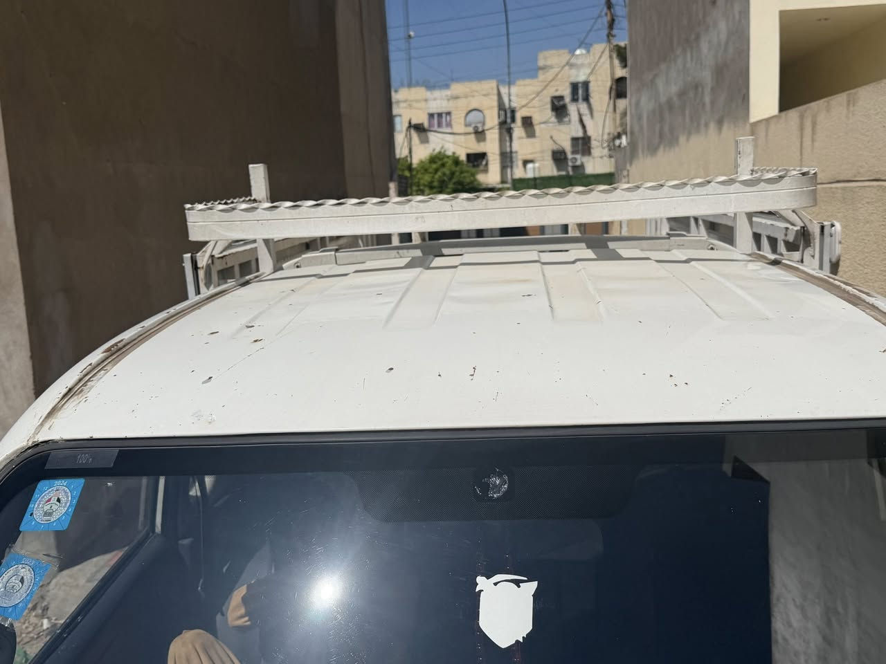 سلام عليكم كيه بنكو 2700موديل  2010كفاله عامه سياره نضيفه حيل رقم بغداد تحويل ثاني يوم رقم ***********
