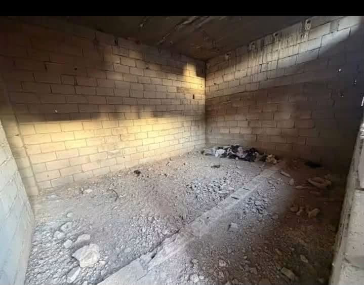 بيت البيع في ميثاق جديد مساحت البيت ٢٢٠ السعر ١٧ مليون ***********
