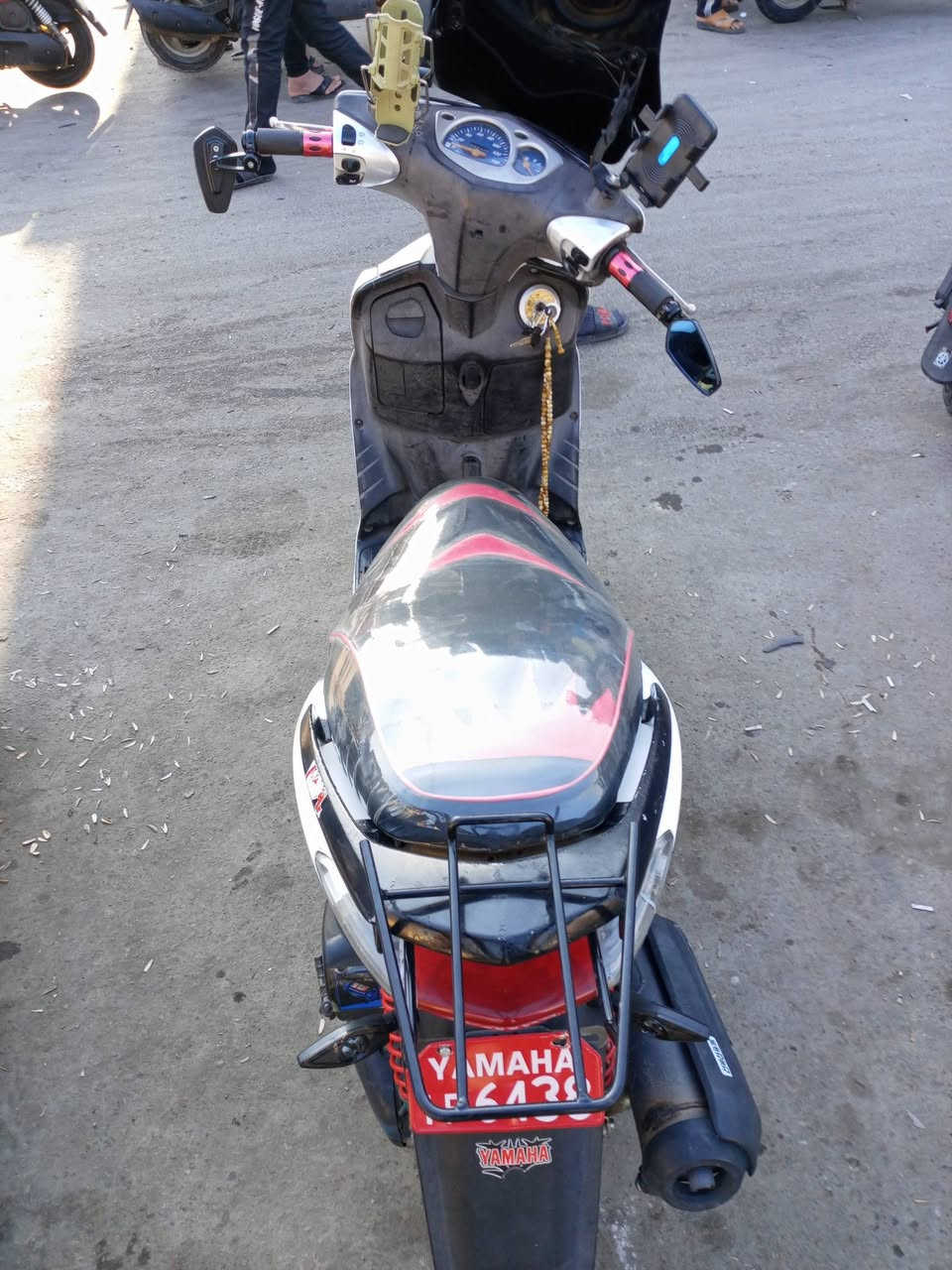 الدراجه سكنس نثيه نضافه كهربائيات مكفوله من كلشي الدراجه
الدراجه مكاتبه فقط 

السعر 650 وبيها مجال 

العنوان بغداد مدينه الصدر 

رقمي ***********
