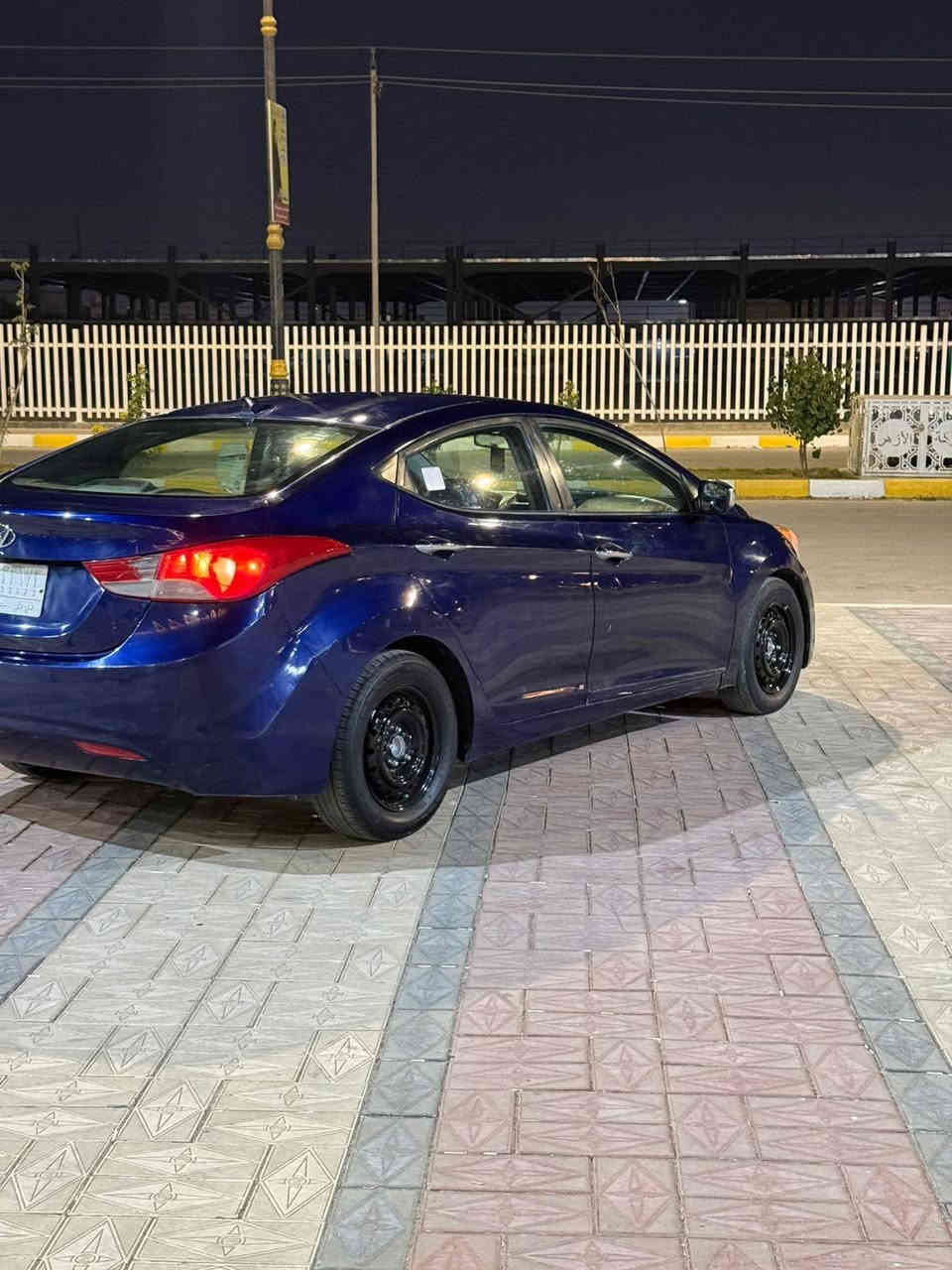 النترا 13امريكيه بيه جمالغ وبنيد وبيه رشات صبغ مكينه 1800 سياره جهزه  السعر 97 وبيه مجال  ***********5
