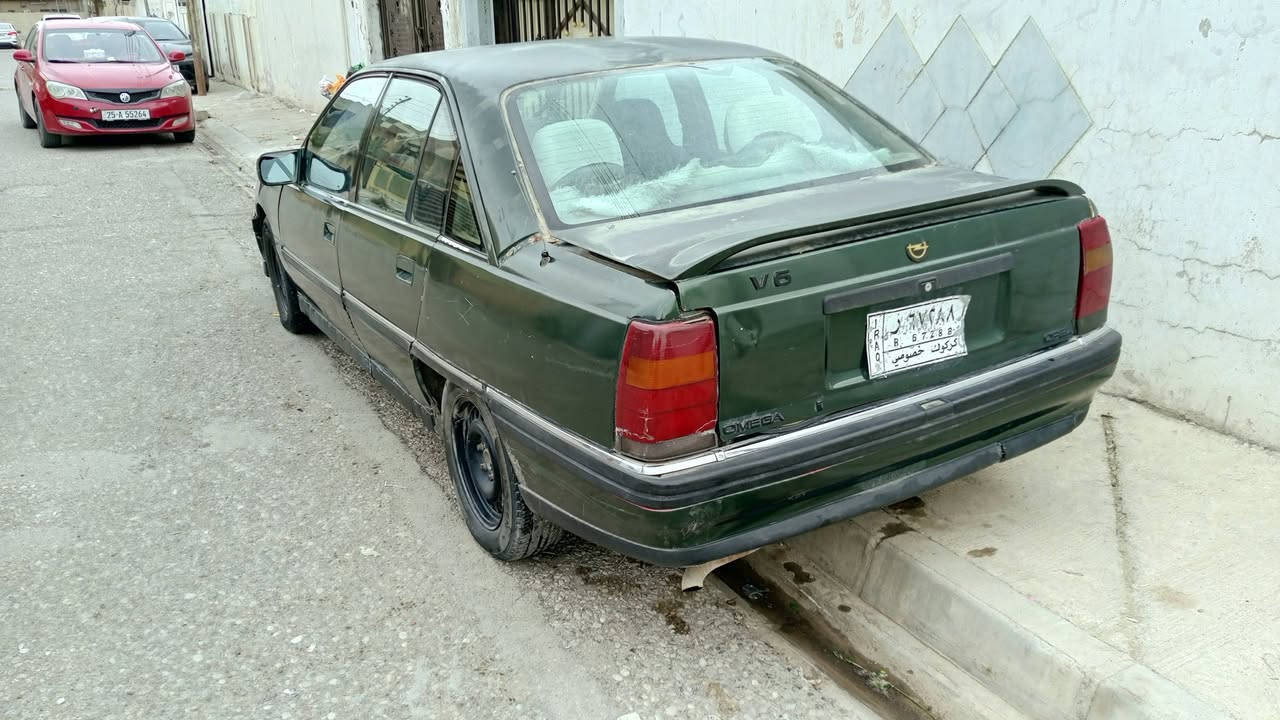 اوميكا حجم 26
كير ومحرك بطة 2500 ديلكو 
بطاقة بنزين بيها 
رقم كركوك .. سنوية خضرة السنوية ساقطة 
صبغ حزام 
شرط التحويل والغرامات 
يعوزها ترتيب 
سيارة مال بيت
السعر 25 ورقة
عنوان كركوك .. شارع عبد الرحمن
*********** اتصال
*********** اتصال + وات ساب
