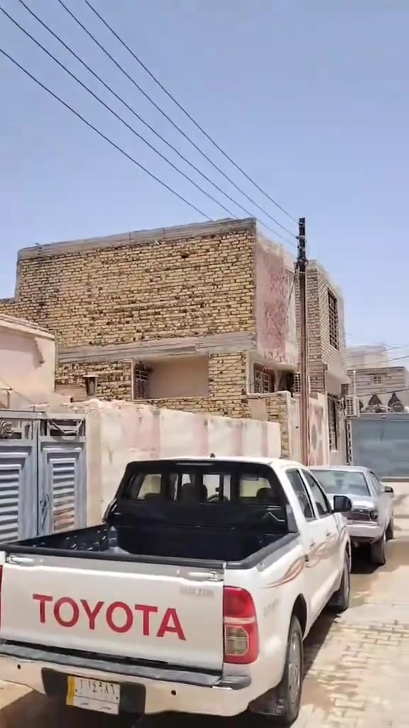 مشتملات للبيع حي ميسان قطاع ٢٢ طابق واحد غرف صالة مطبخ استقبال بناء درجة اولة كونكريت مسلح طابق واحد غرف صالة مطبخ استقبال صحيات ***********
