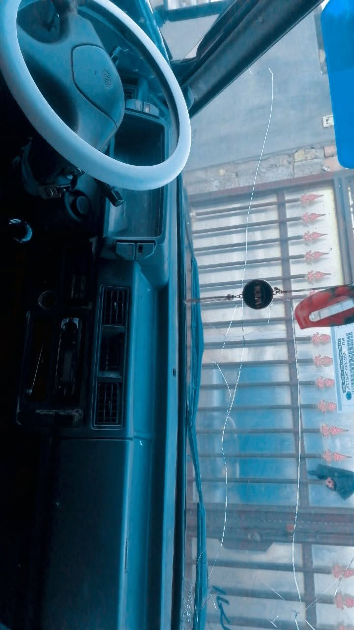 السلام عليكم كيا ١٩٩٥  كير ومكينه وكسن
وتخم تاير وباتري ودوشمه سياره جاهزه
فراش وحصيره وكاعيه وحزام كله جديد البدي بلاد كفاله المكان دوانية ٤٧ وبيه مجال ***********
