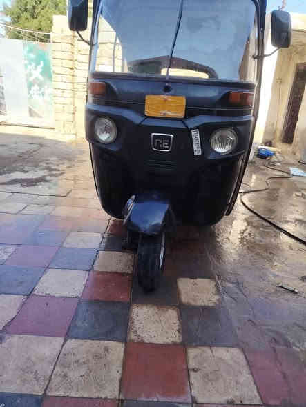 سلام عليكم تكتك كفاله عامه كشر ومكينه وراقه ستنساغ بيع كوم حديد تكفله حلال وحرامم عنواني واسط الكوت سعر 5250 وبيه مجال *********** واتساب
