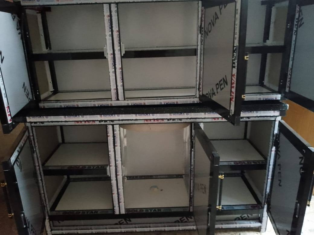 كاونتر وملحق متر ونص   سويته ٢٤٠ستوني والله بس طلع  شويه جبير ب ٢٢٥ نهايته مكاني حي شرطه جديد مامستخدم ابد


**إذا كنت صاحب هذا الإعلان وتريد حذفه لأي سبب، رجاءا أرسل رسالة إلى الدعم الفني**