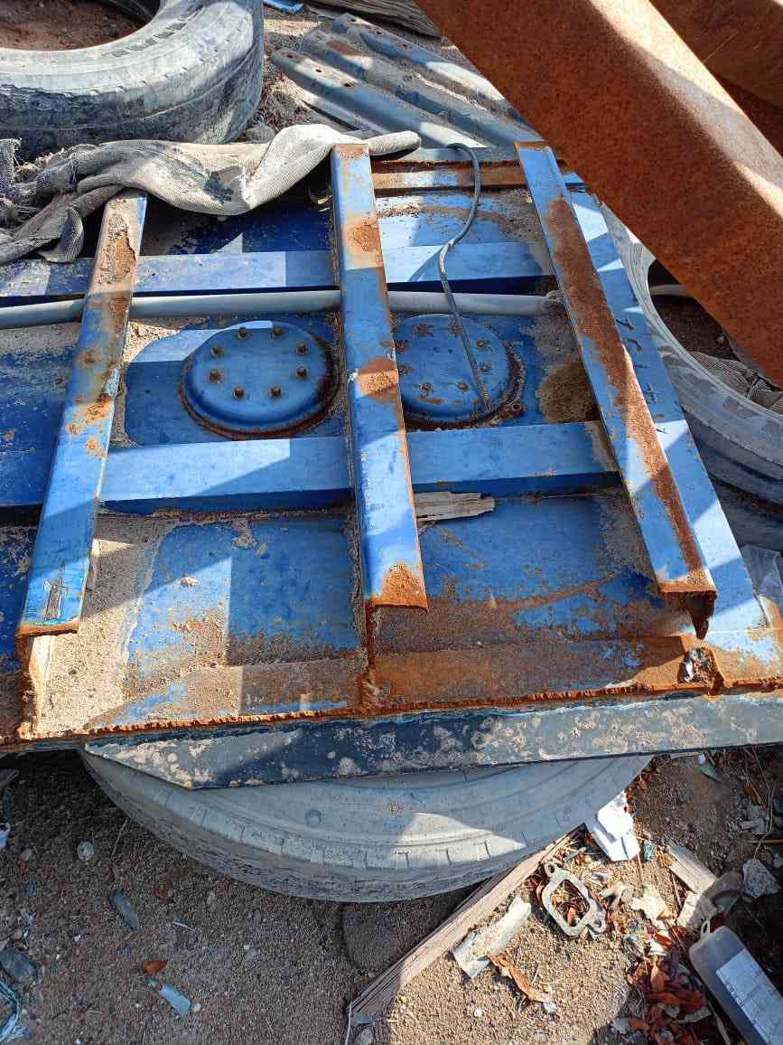 السلام عليكم حصيره مال عربانه اوربيه كامله هيه والبيم جديده للبيع مكانها البصرة الزبير ‭٠٧٨٠ ١٢٤ ٩٣٧٧‬
